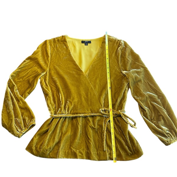 J. Crew Velvet Faux Wrap Blouse Size 4 🍁 - Picture 4 of 10